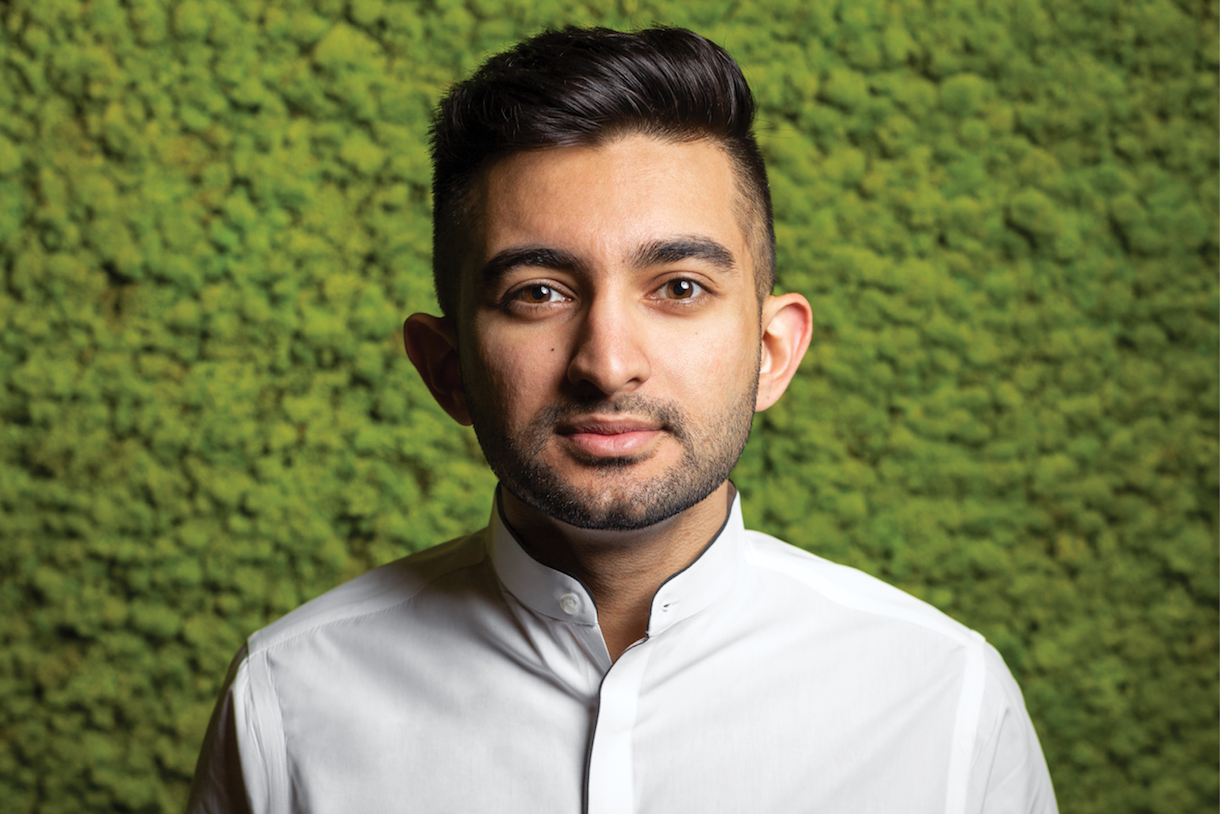Aaqib Usman, Light Pong